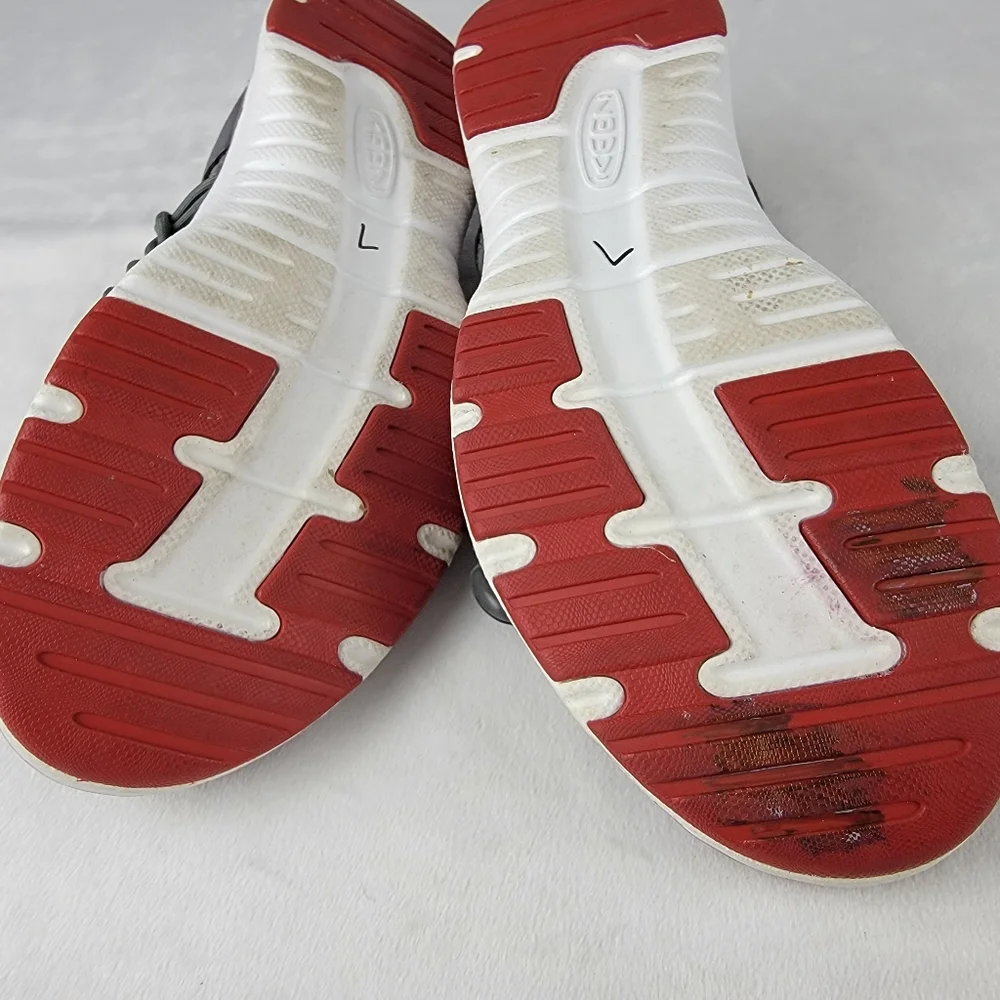 Keen Uneek O2 Sport Sandals‎ 1015485 Gray Red Size 4 Paracord Watershoes Hiking